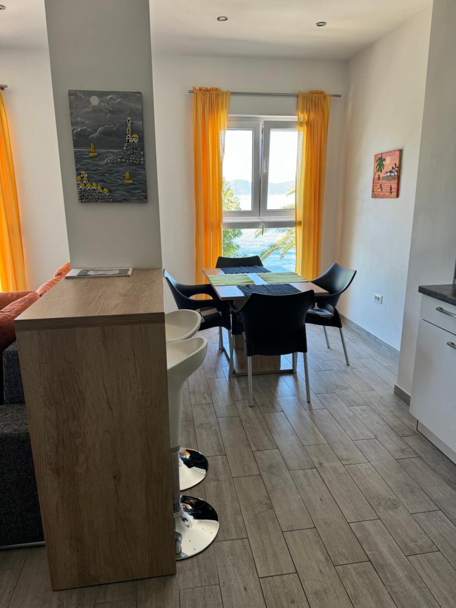 Oki Apartment Gradac  Kültér fotó
